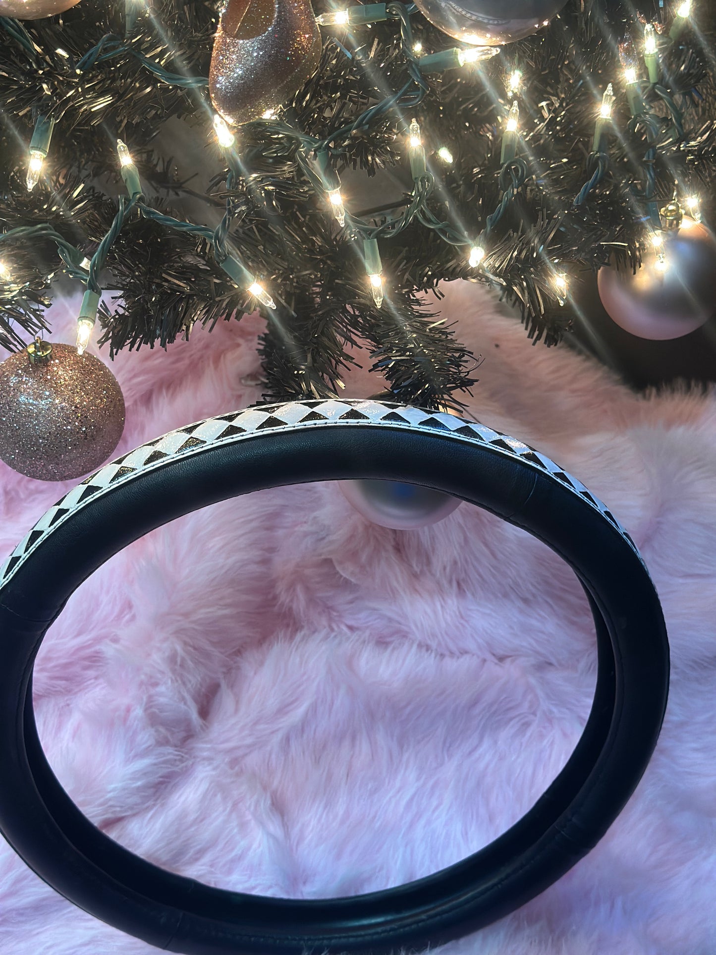 Leather Diamond Print Steering Wheel Cover