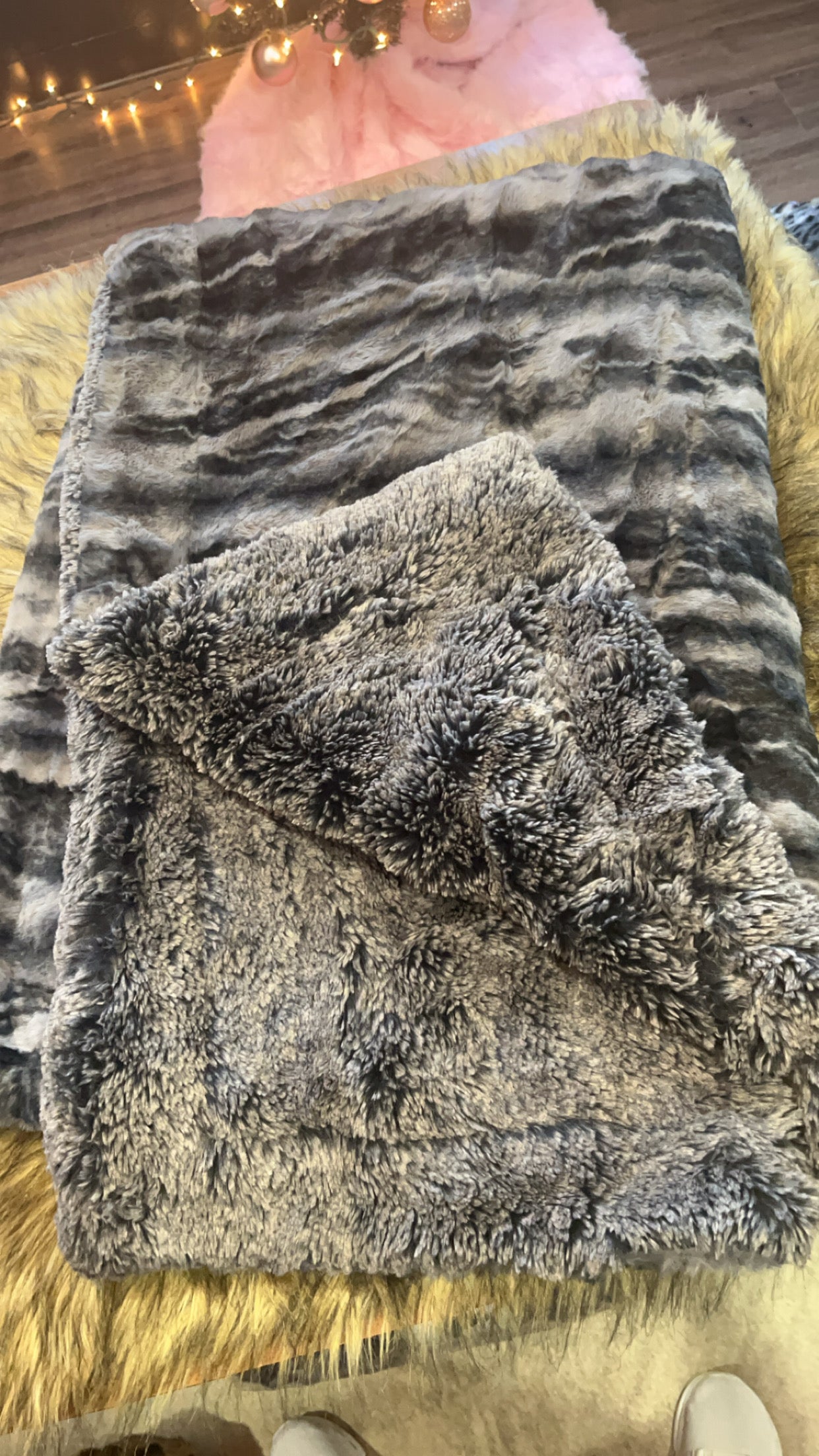 Gray with shaq inside (travel size)