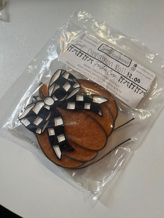 Cheetah pumpkin freshie (cinnamon roll)