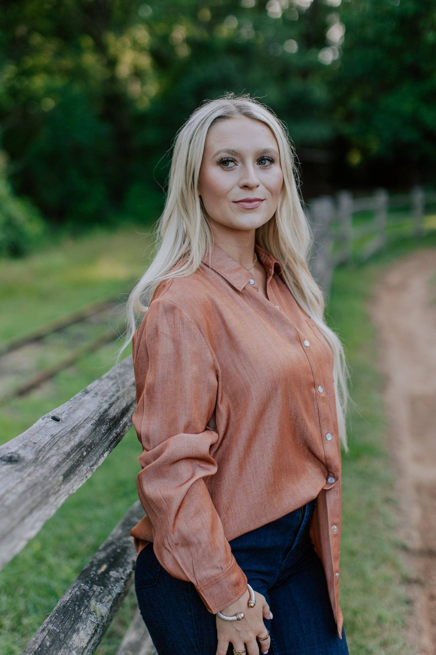 MK767 Pearl Snap Button Down Shirt